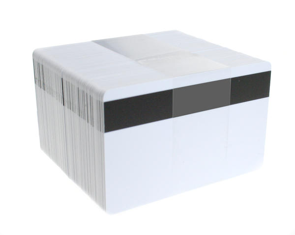 Pack of 100 Blank White MIFARE Classic 4k Cards with Hi-Co Mag Stripe 